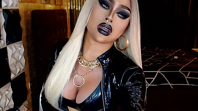 MassiveCockTrans' Webcam Show
