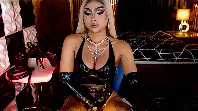 MassiveCockTrans Webcam show