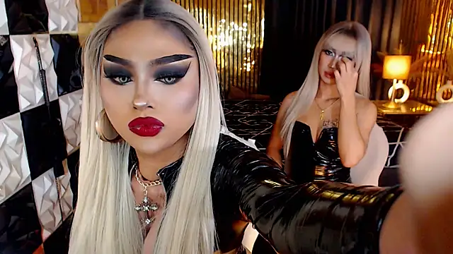Show de MassiveCockTrans na webcam