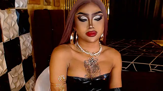 MassiveCockTrans Show Webcam