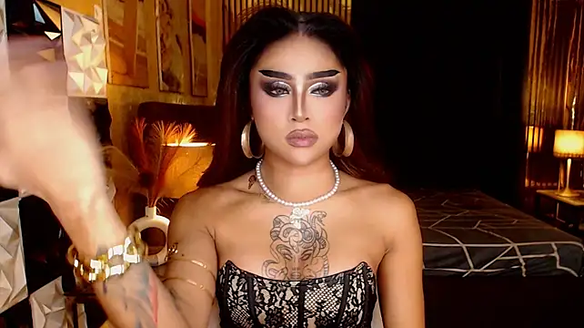MassiveCockTrans Pertunjukan Webcam