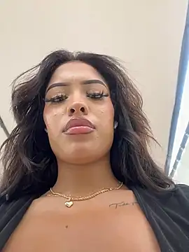 MystiqueXXX – Kamerová šou