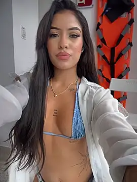 MystiqueXXX – webcam-show