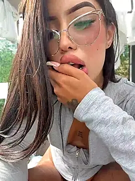 MystiqueXXX webkamerás műsora