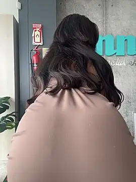 MystiqueXXXn Webbikameraesitys