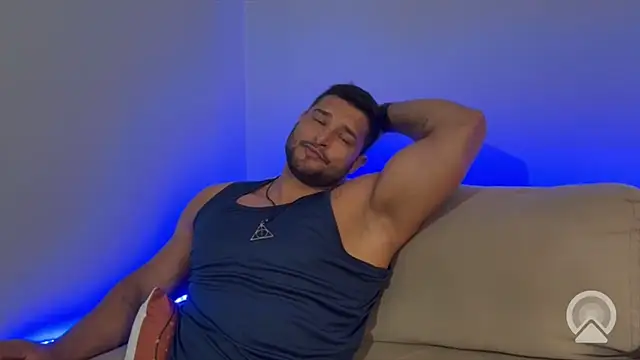 ___Nauak Adlı Modelin Web Kamerası Şovu