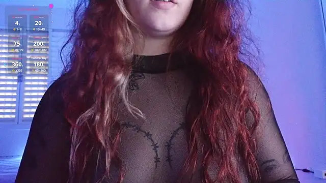 חדר צ'אט בשידור חי של astarthe_
