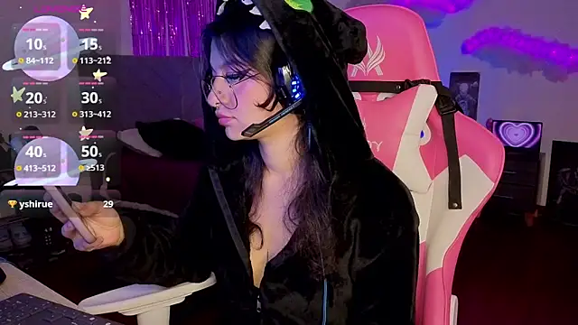 larah_uwu 웹캠 쇼