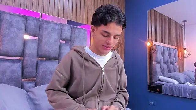 عرض كام owen__johnson