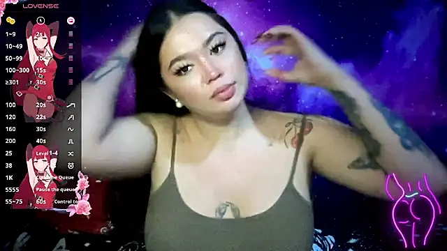 Hottie_Cassie Pertunjukan Webcam