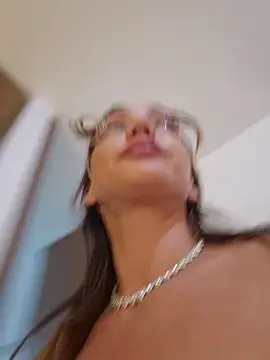 Nina_velvet01's Webcam Show