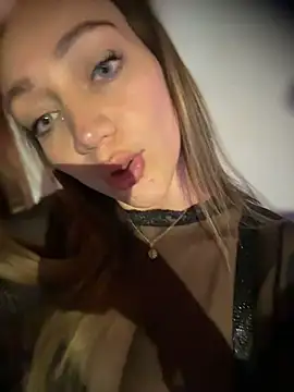 Czat XXX na żywo – Nina_velvet01