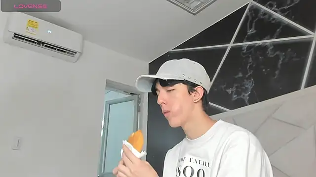 הופעת וובקאם של AerumChae