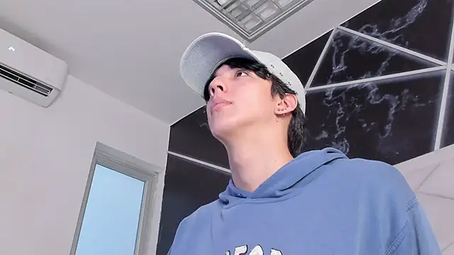 Chat +18 de AerumChae ao vivo