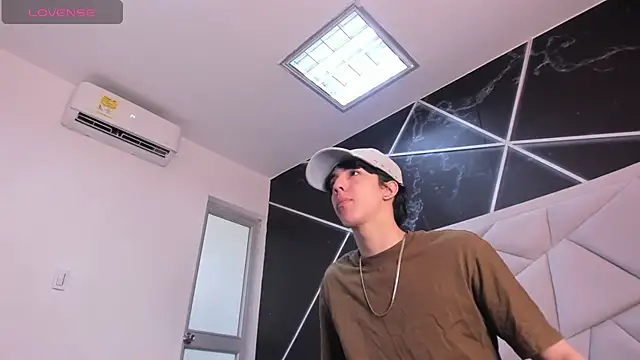 הופעת וובקאם של AerumChae