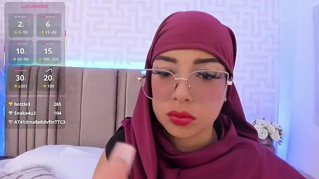 Živá chatovací místnost naishaa_