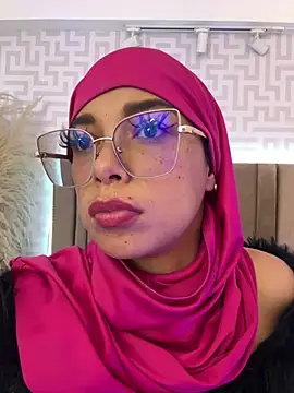 naishaa_'s Live XXX Chat