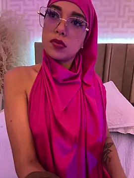 naishaa_'s Live XXX Chat