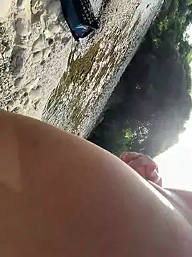 chuck00095 Webcam Show