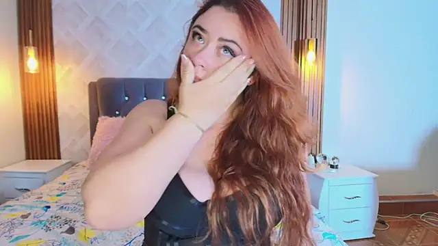 Chat +18 de maddy_Bloomm ao vivo