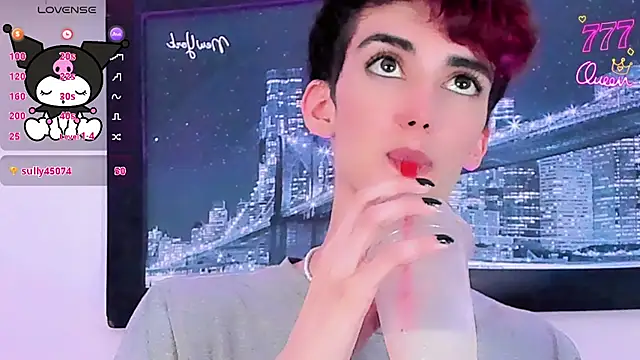 הופעת וובקאם של Baby_FenixTS