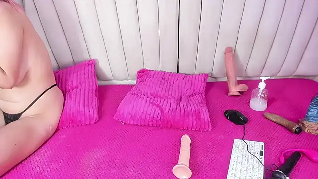 pattynauthitglo's Webcam Show