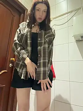 Rinamay_ Pertunjukan Webcam