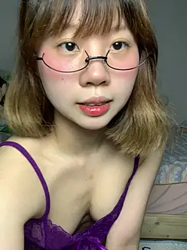 zhaomosheng125216's Webcam Show