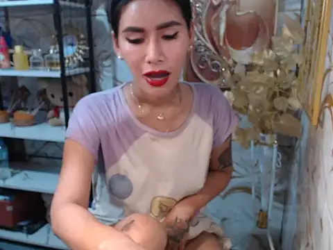 tshot_izzy_88 Pertunjukan Webcam