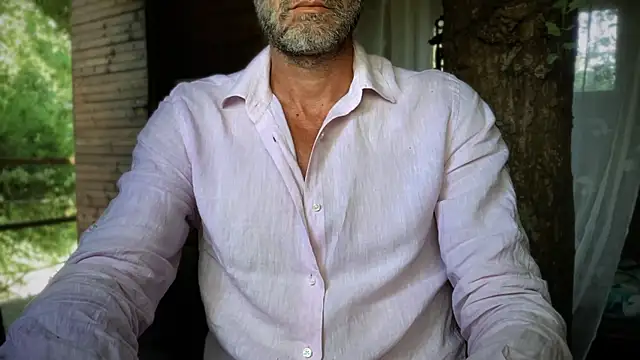הופעת וובקאם של mecchaude
