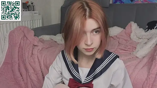 Show modela bertamimi na web-kameri