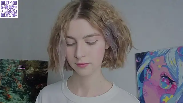 XXX chat uživo modela bertamimi