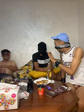 Yassir-xxxl Show in webcam