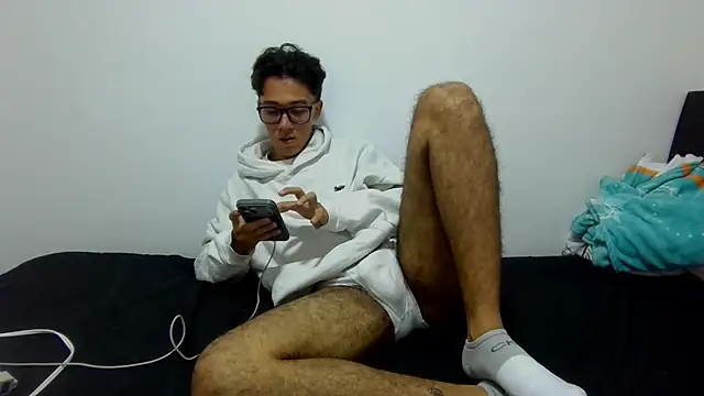 Show modela Austinreedss na web-kameri