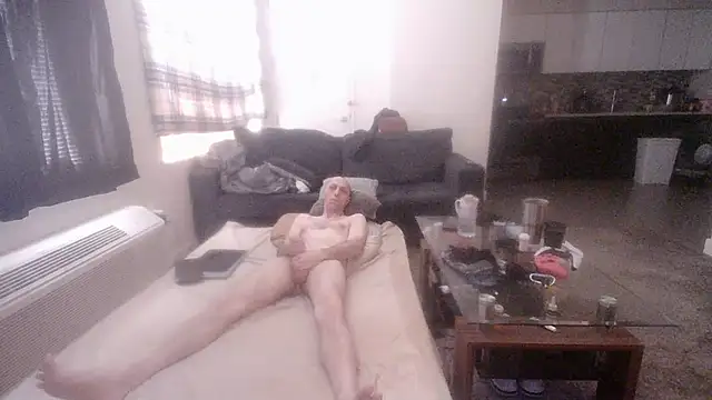 low_magic_esper Webcam Show