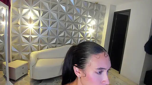 Онлайн чат XXX hellen_tease