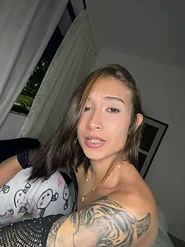 Živý XXX chat hellen_tease