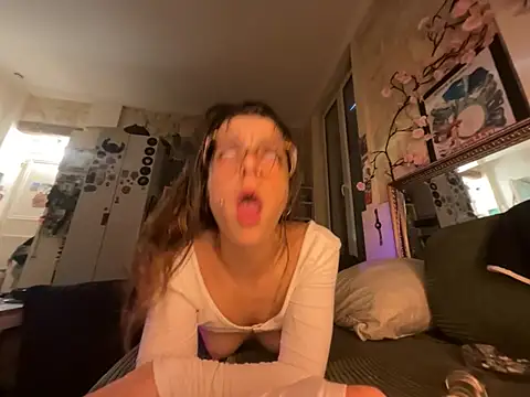 Kaaaya69 – Naživo XXX chat