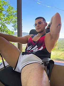 Marco_Vega: вебкам-шоу