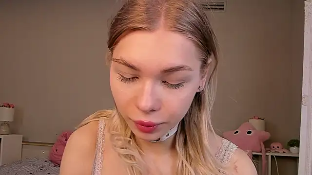 عرض كام Blondy_Fina