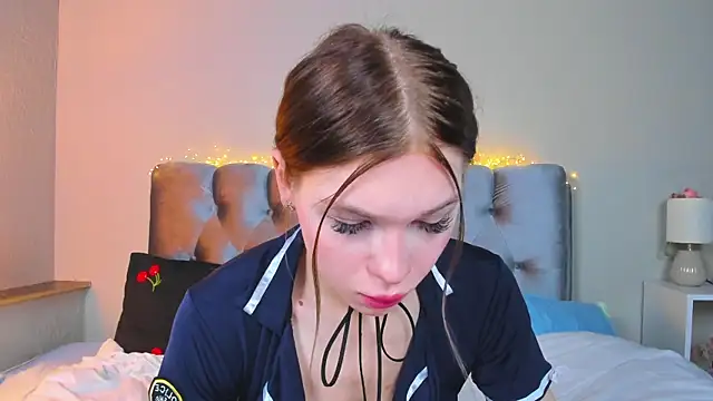 Blondy_Fina Adlı Modelin Web Kamerası Şovu