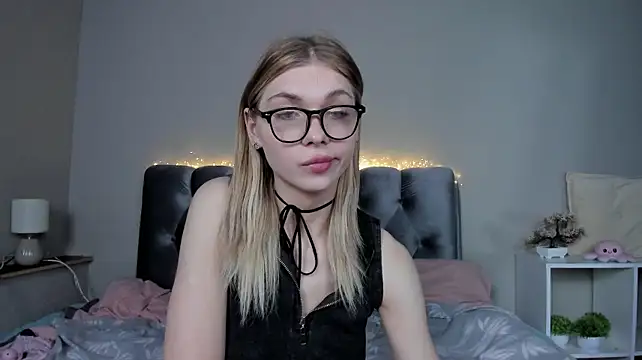 Blondy_Fina Webcam show