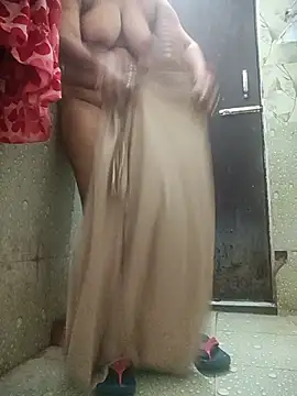 risky_women 在線直播表演