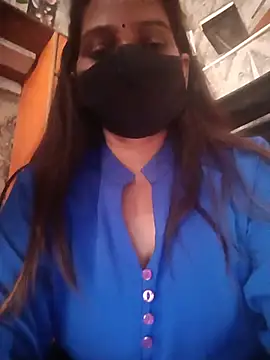 Pokazy przed kamerką – risky_women