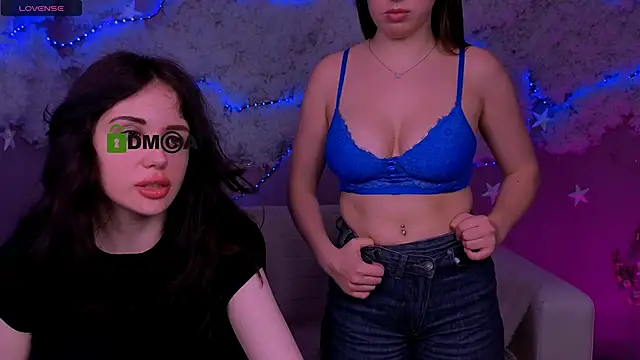 Pokazy przed kamerką – riley_sanders