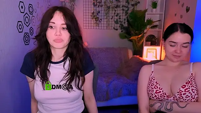riley_sanders: вебкам-шоу