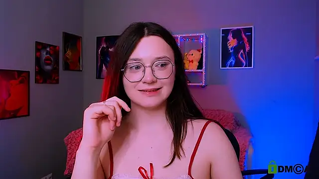 Show modela riley_sanders na web-kameri
