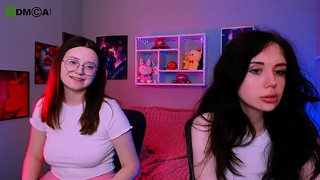 riley_sanders Show in webcam