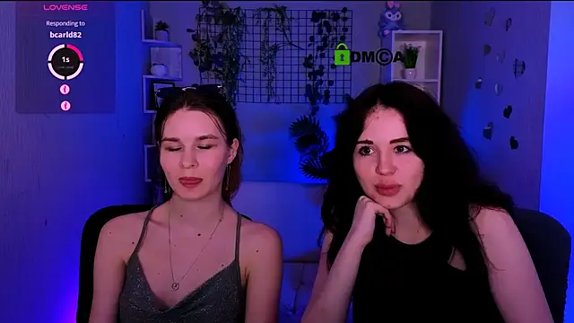riley_sanders' Live XXX Chat
