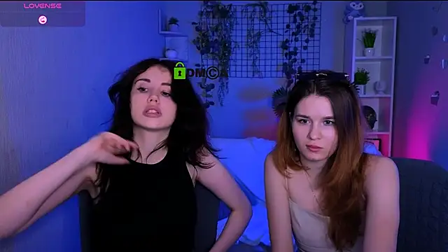 Show modela riley_sanders na web-kameri